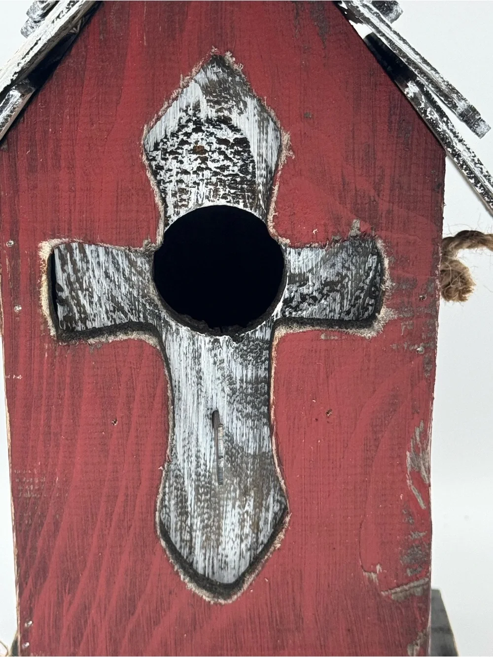Tellon Collections Rustic Red Cross Wooden Hanging Birdhouse Farmhouse Decor‎